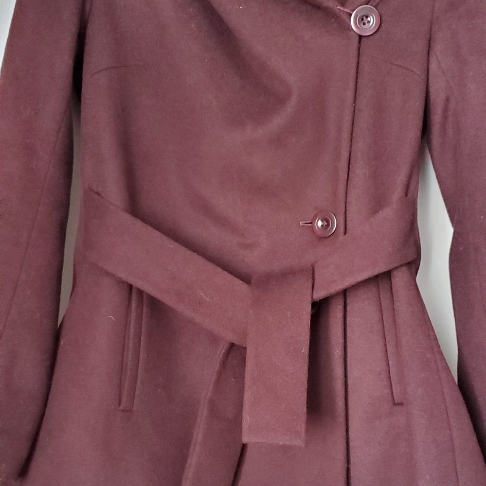 Coat - Picture 5 of 7